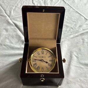HOWARD MILLER GIMBAL- DIAL TABLE CLOCK MODEL 645-443